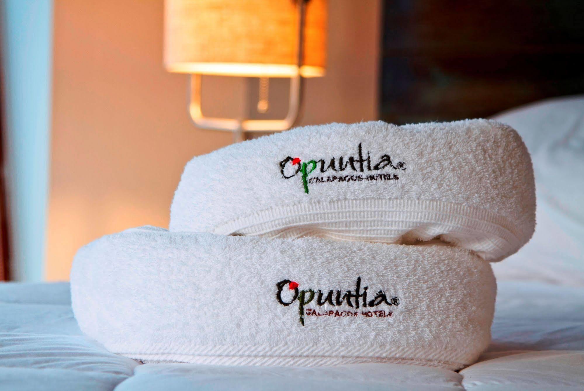 Casa Opuntia Bed & Breakfast Puerto Baquerizo Moreno Dış mekan fotoğraf